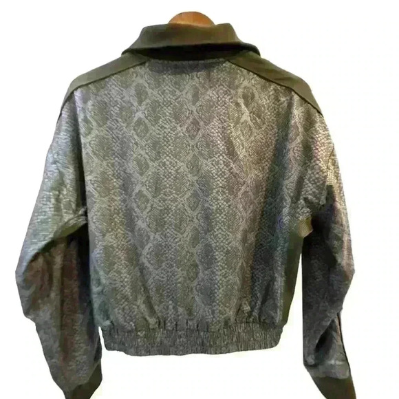Athleta Brooklyn Reptile Snake Print Track Bomber Zip Jacket Size XXS - Picture 3 of 8